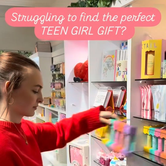 Teenage Girl Gift Guide -  Unique Ideas They’ll Love 💖