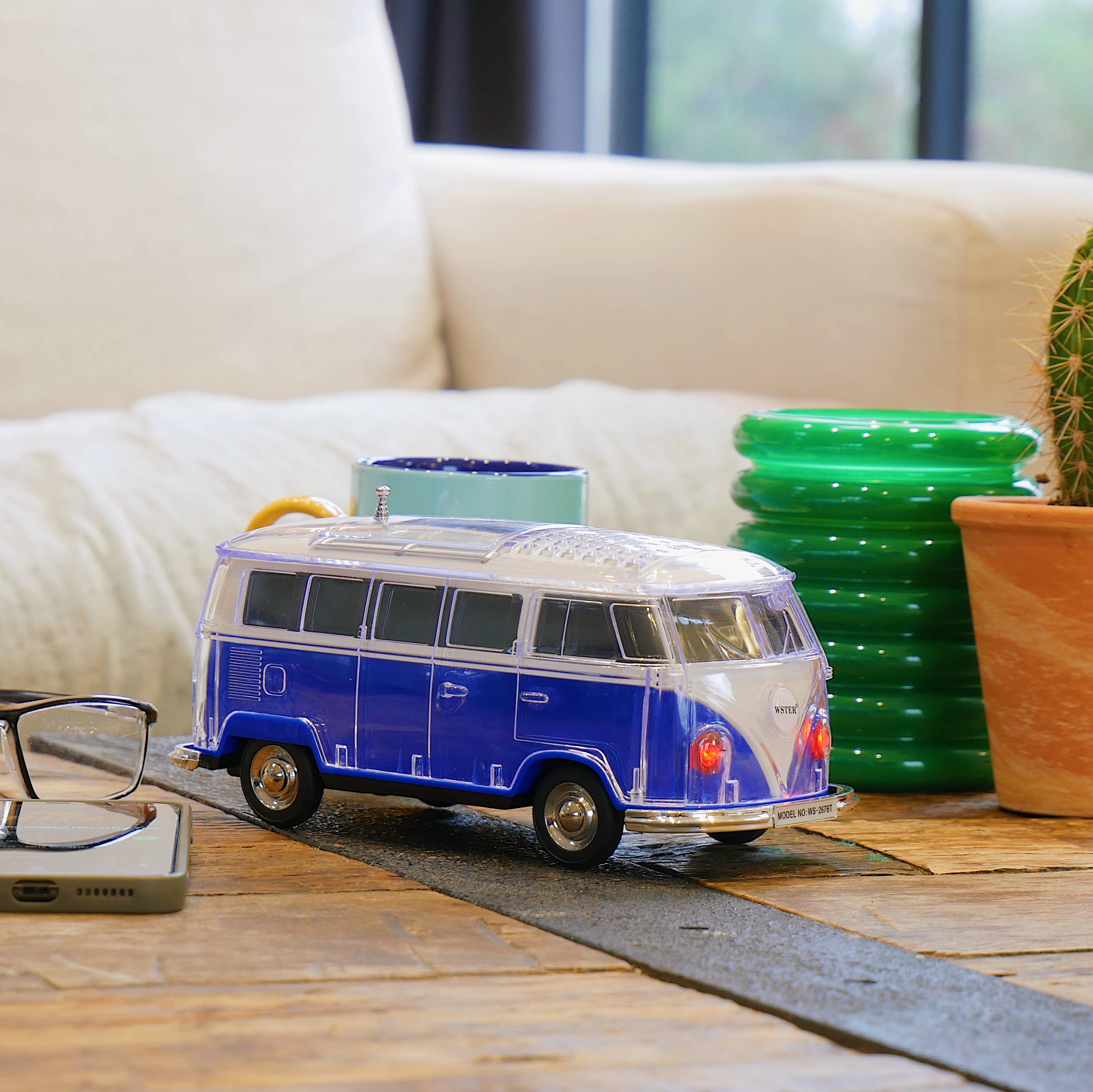 Steepletone  RETRO CAMPER VAN SPEAKER - Bluetooth Speaker & FM Radio: Blue