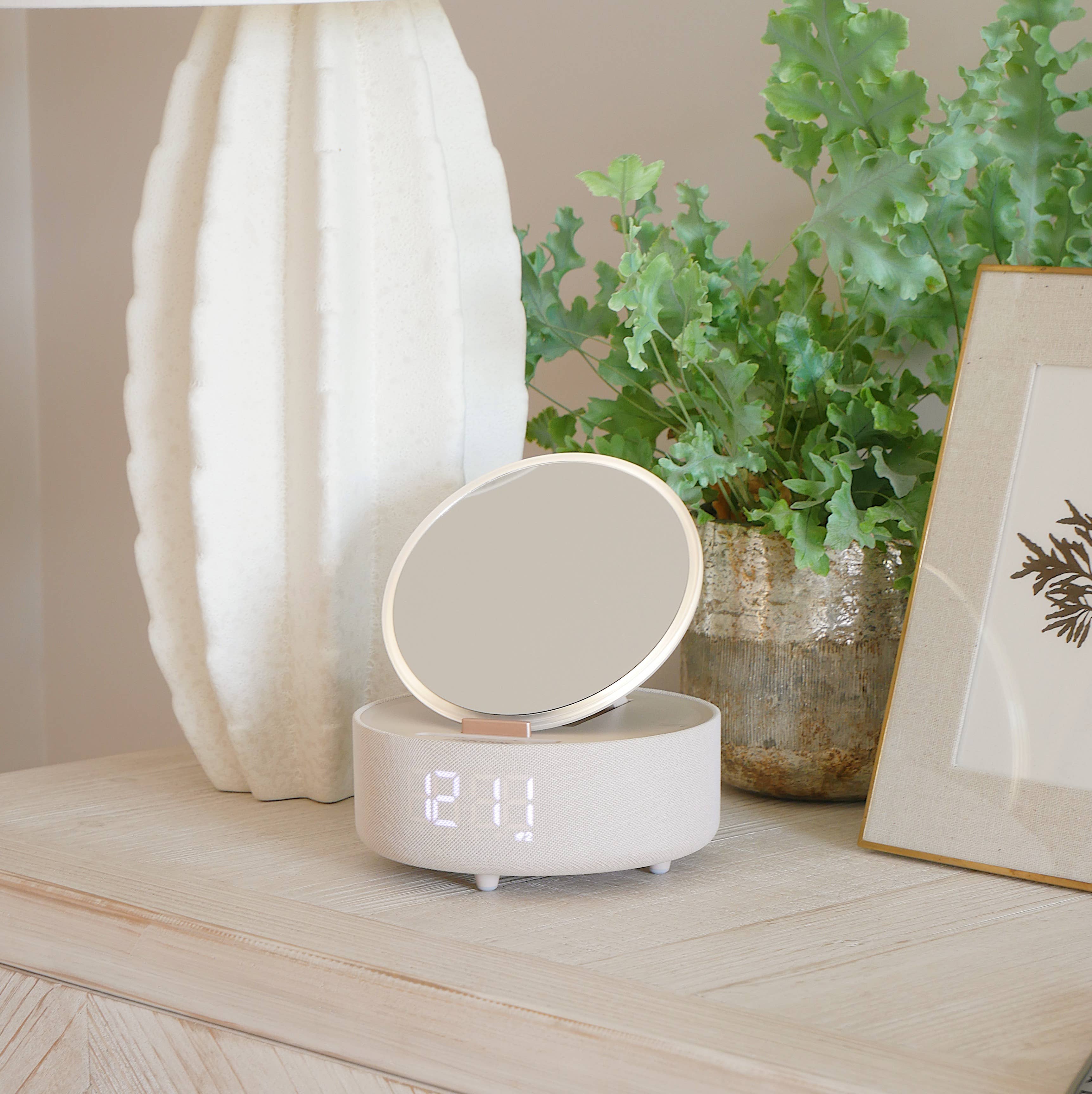 Steepletone  GLOW - Mirror, Bluetooth Speaker, Clock & Wireless Charger