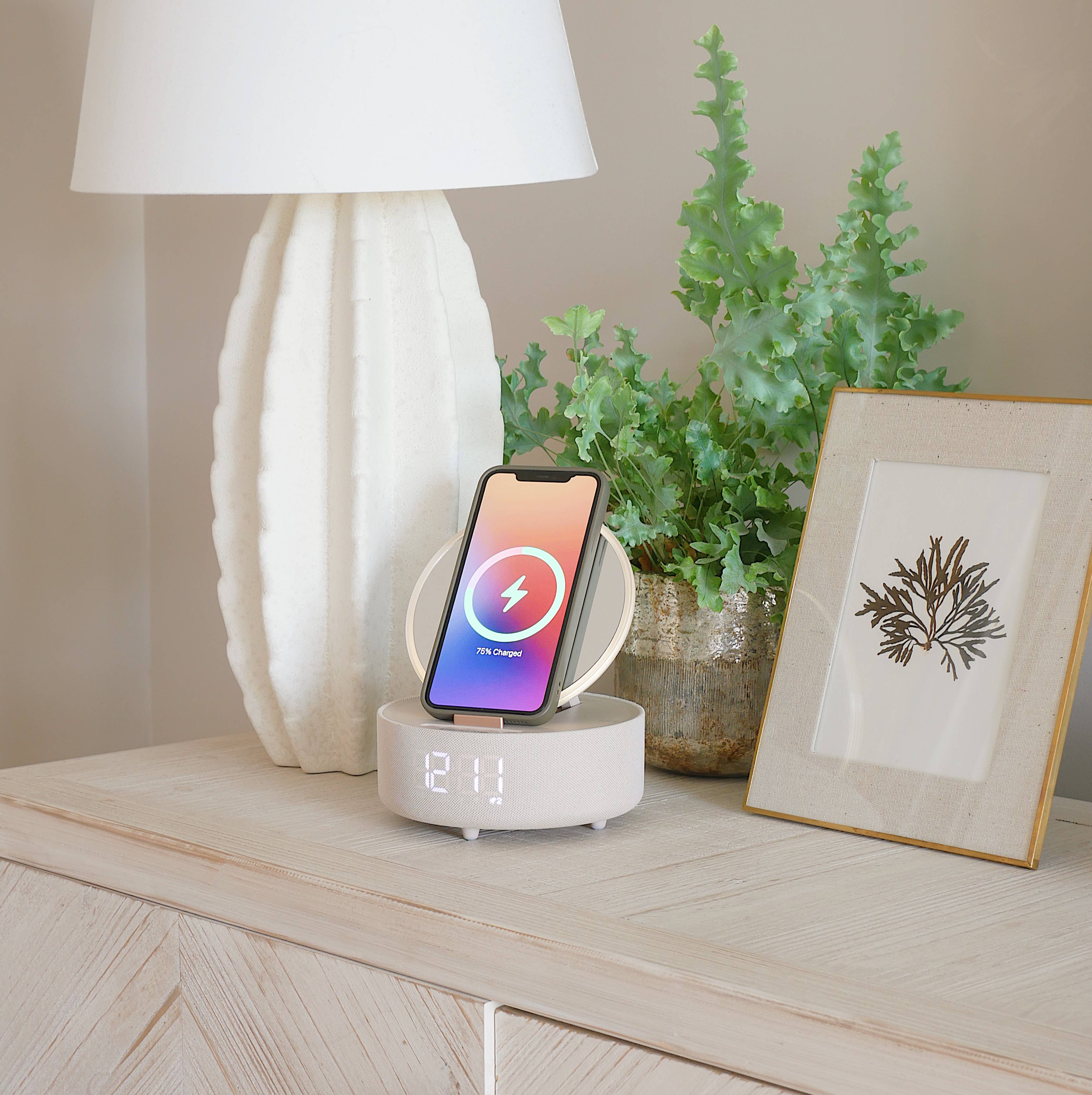 Steepletone  GLOW - Mirror, Bluetooth Speaker, Clock & Wireless Charger