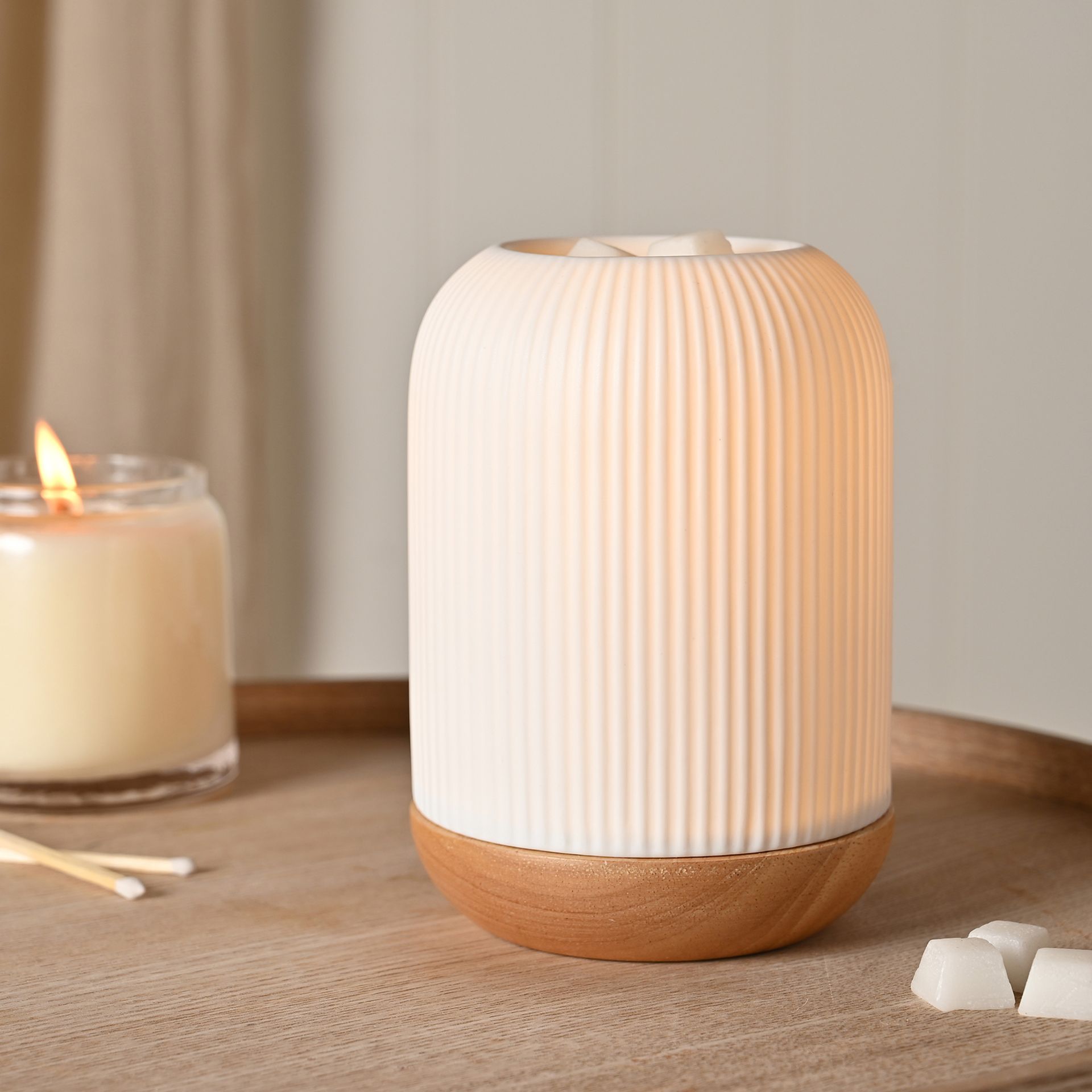 Hestia Striped Aroma Lamp